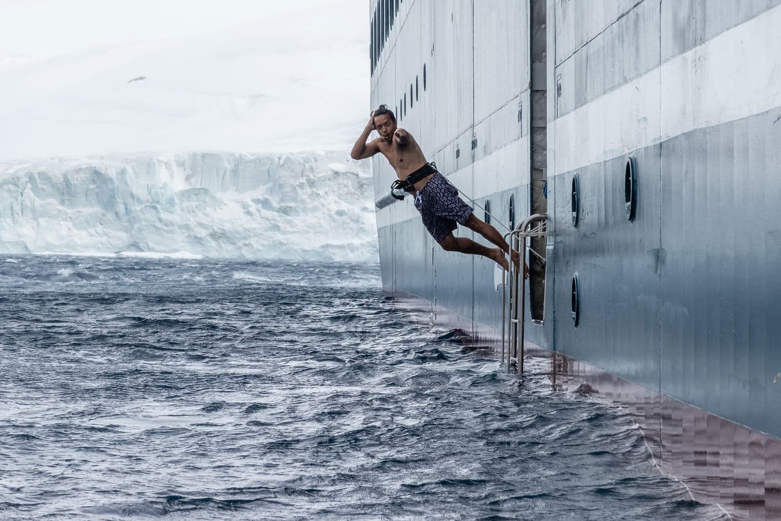 Swimming in the Southern Ocean